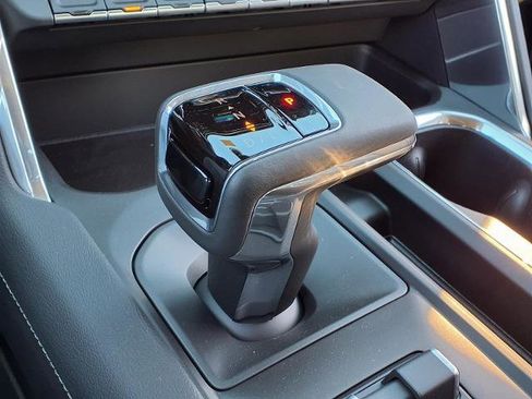 New 2026 GMC Sierra 1500 Denali w/ Denali Reserve Package AWD/4WD image 13