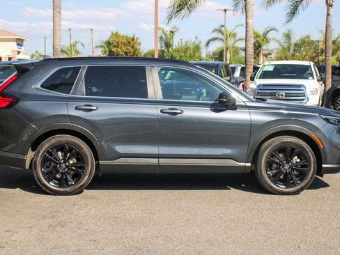 Used 2024 Honda CR-V Sport Touring image 11