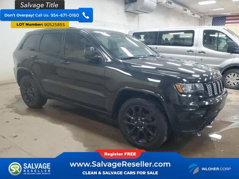 Used 2017 Jeep Grand Cherokee Altitude AWD/4WD image 5