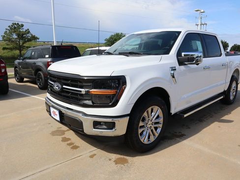 New 2025 Ford F150 XLT w/ Equipment Group 302A MID image 10