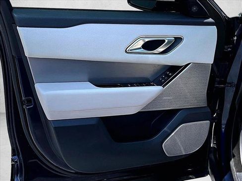 Used 2021 Land Rover Range Rover Velar R-Dynamic S AWD/4WD image 18