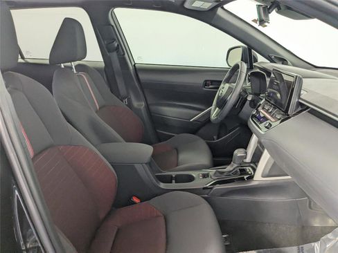 Used 2024 Toyota Corolla Cross Nightshade image 26