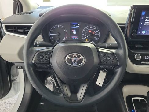 Used 2025 Toyota Corolla LE FWD image 26