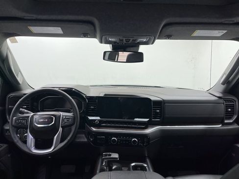 Used 2025 GMC Sierra 1500 SLT w/ SLT Premium Plus Package image 19