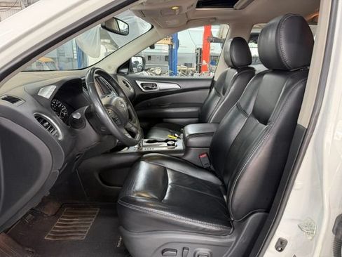 Used 2018 Nissan Pathfinder SL w/ SL Premium Package AWD/4WD image 7