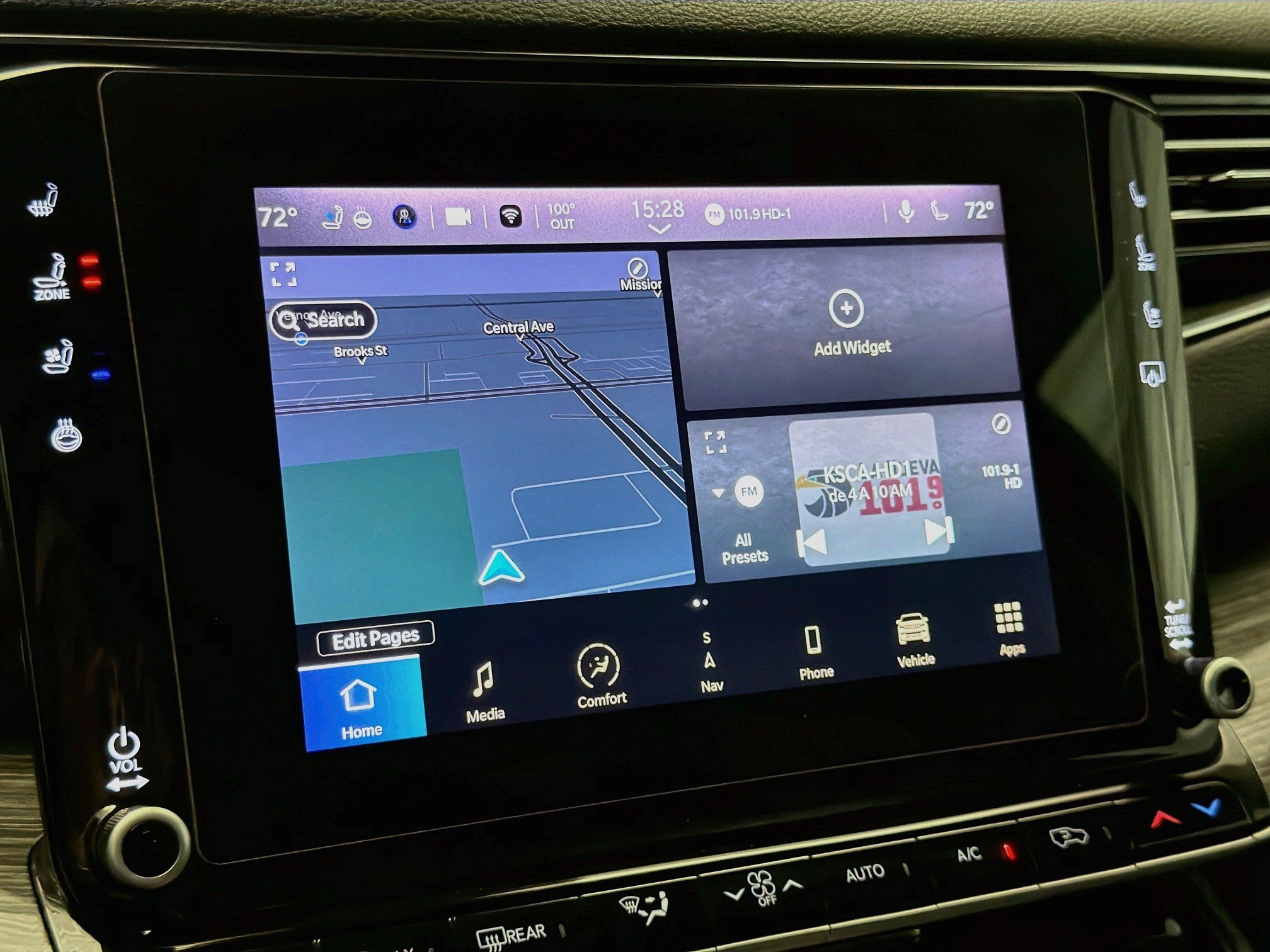 Used 2022 Jeep Wagoneer Series II AWD/4WD image 9