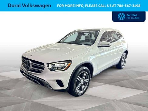 Used 2022 Mercedes-Benz GLC 300 GLC 300 w/ Premium Package Lite image 3