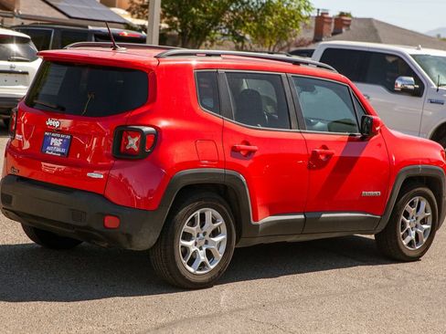 Used 2015 Jeep Renegade Latitude w/ Popular Equipment Group FWD image 5