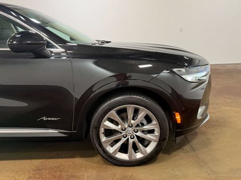 Used 2023 Buick Envision Avenir AWD/4WD image 31