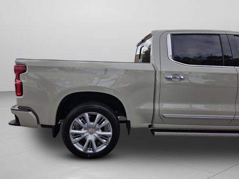 New 2026 Chevrolet Silverado 1500 High Country AWD/4WD image 28