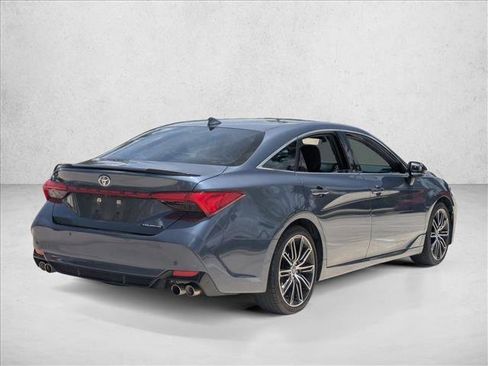 Used 2020 Toyota Avalon Touring w/ Advanced Safety Package FWD image 5