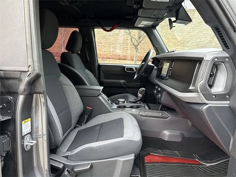 Used 2022 Ford Bronco 4-Door image 28
