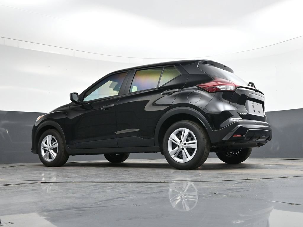 Certified 2025 Nissan Kicks Play S FWD image 39