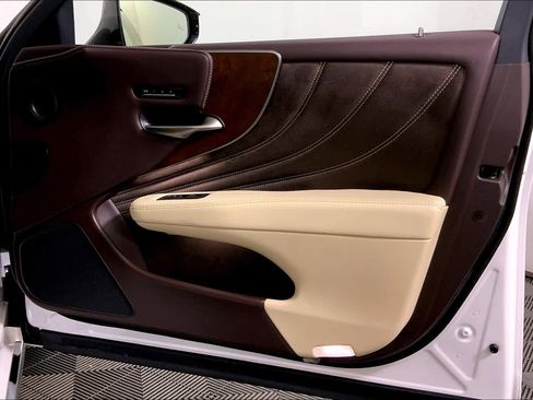 Used 2018 Lexus LS 500 AWD image 22