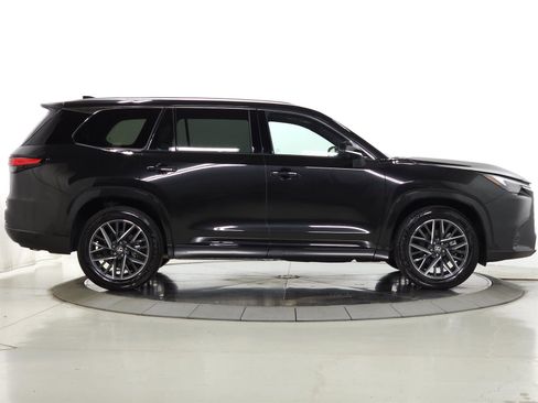Used 2025 Lexus TX 350 AWD image 12