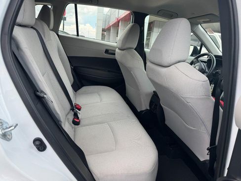 Certified 2025 Toyota Corolla Cross L FWD image 10