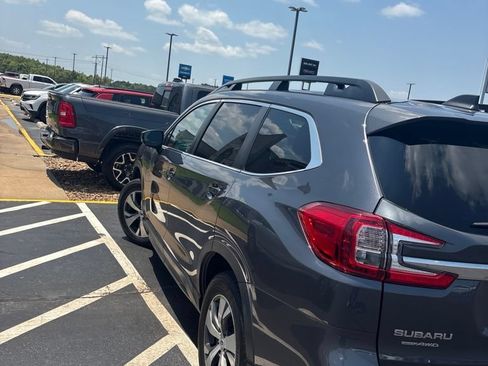 Used 2024 Subaru Ascent Premium AWD/4WD image 5