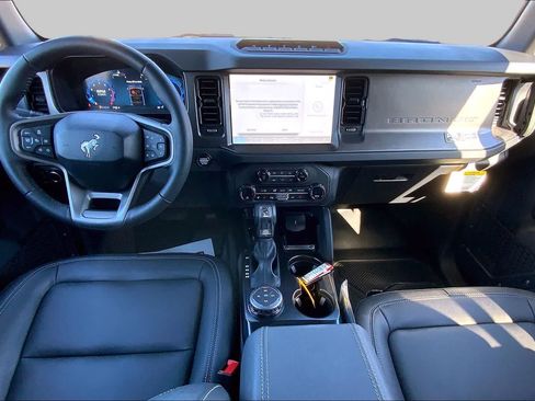 New 2025 Ford Bronco Badlands AWD/4WD image 5
