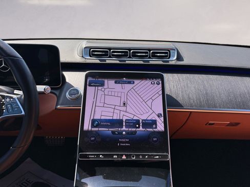 Used 2023 Mercedes-Benz S 580 4MATIC Sedan image 11