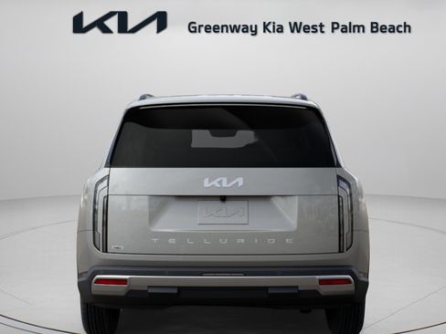 New 2027 Kia Telluride EX FWD image 7
