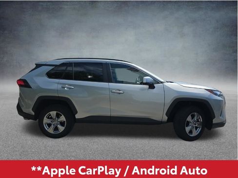 Used 2024 Toyota RAV4 XLE FWD image 3