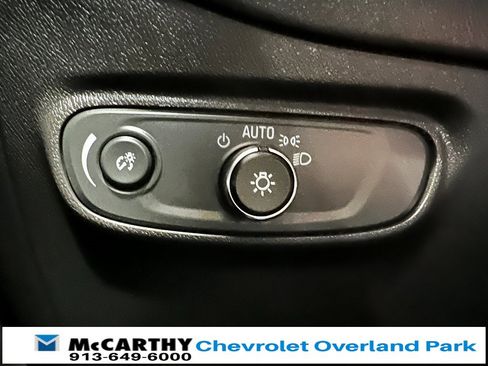 Used 2022 Chevrolet Equinox LS w/ LS Convenience Package image 19