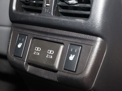 Used 2019 Subaru Outback 2.5i Limited AWD/4WD image 16