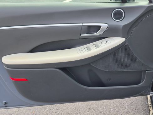 Used 2025 Hyundai Sonata SEL FWD image 11