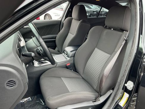 Used 2022 Dodge Charger GT RWD image 18