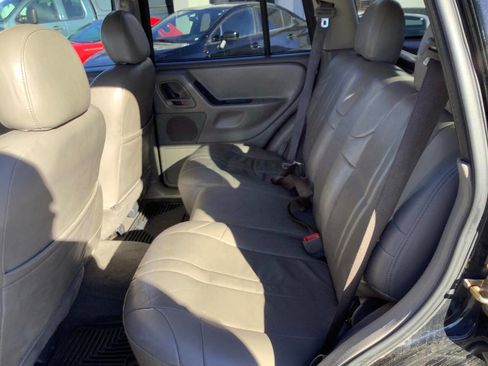 Used 2004 Jeep Grand Cherokee Laredo w/ Convenience Group image 27