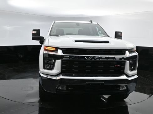 Used 2023 Chevrolet Silverado 2500 LT w/ Convenience Package image 2