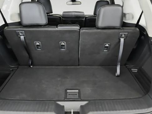 Used 2025 Honda Pilot Touring image 23