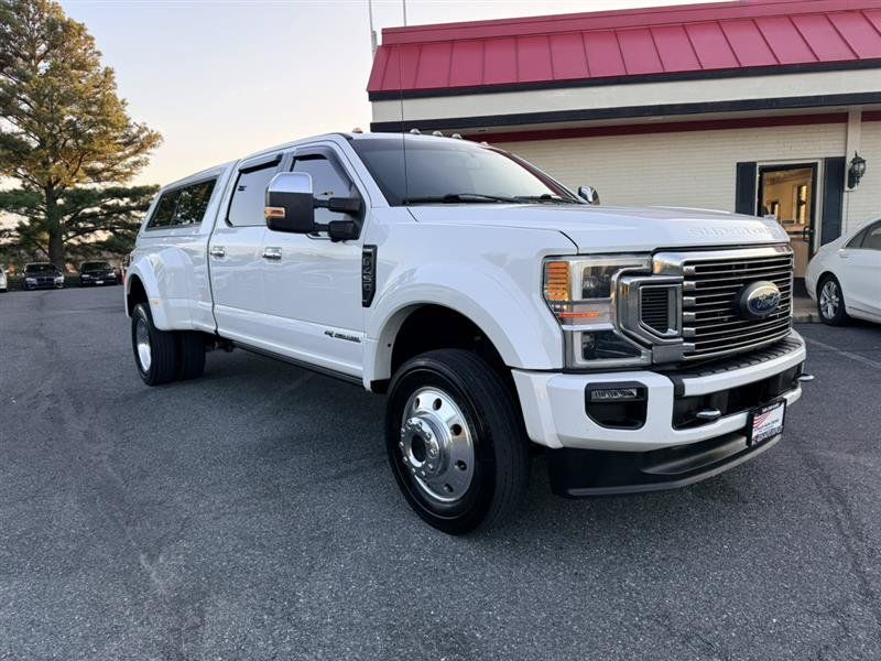 Used 2020 Ford F450 Platinum w/ FX4 Off-Road Package AWD/4WD image 3