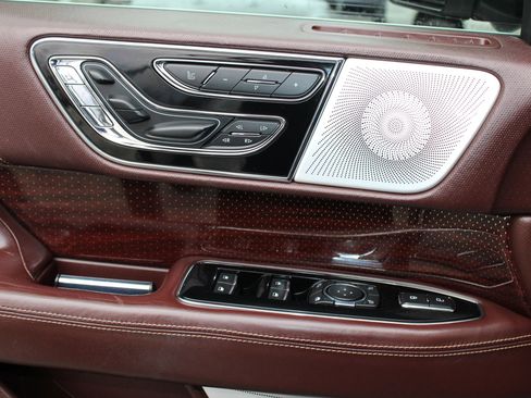 Used 2018 Lincoln Navigator L Black Label w/ Cargo Package image 26