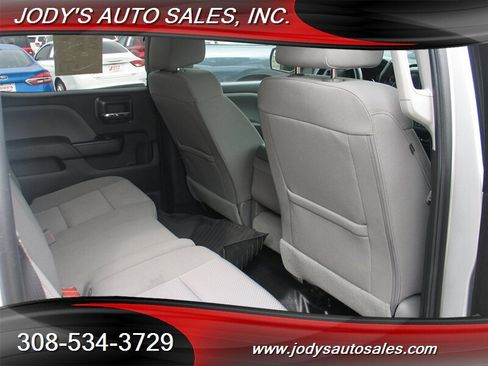 Used 2018 Chevrolet Silverado 1500 W/T w/ Trailering Package RWD image 21
