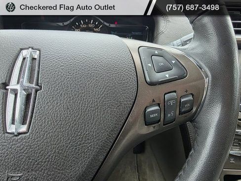 Used 2015 Lincoln MKX Base w/ Equipment Group 102A image 15