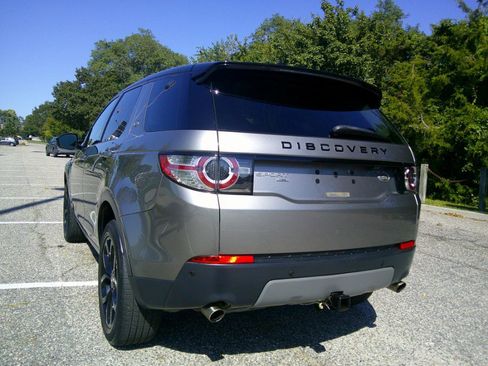 Used 2018 Land Rover Discovery Sport HSE image 24