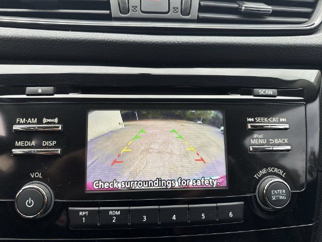 Used 2017 Nissan Rogue S FWD image 21