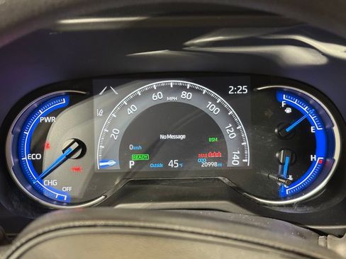 Certified 2025 Toyota RAV4 XLE image 25