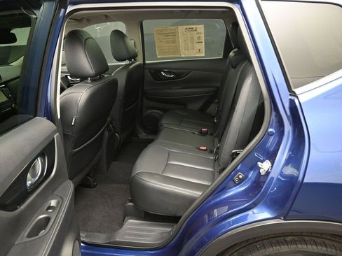 Used 2019 Nissan Rogue SL w/ Premium Package image 31