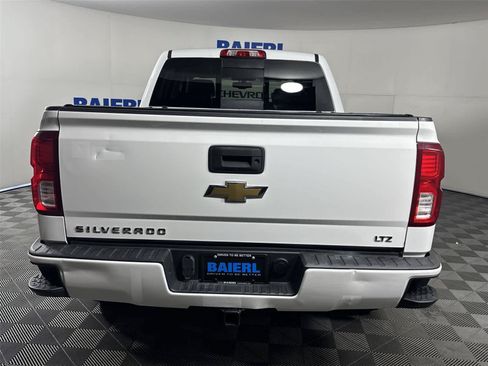 Used 2018 Chevrolet Silverado 1500 LTZ Z71 AWD/4WD image 3