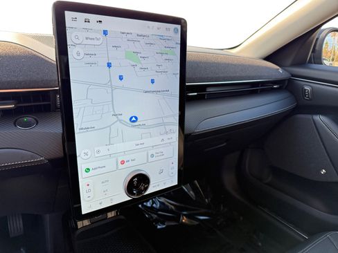 Used 2023 Ford Mustang Mach-E Premium image 11