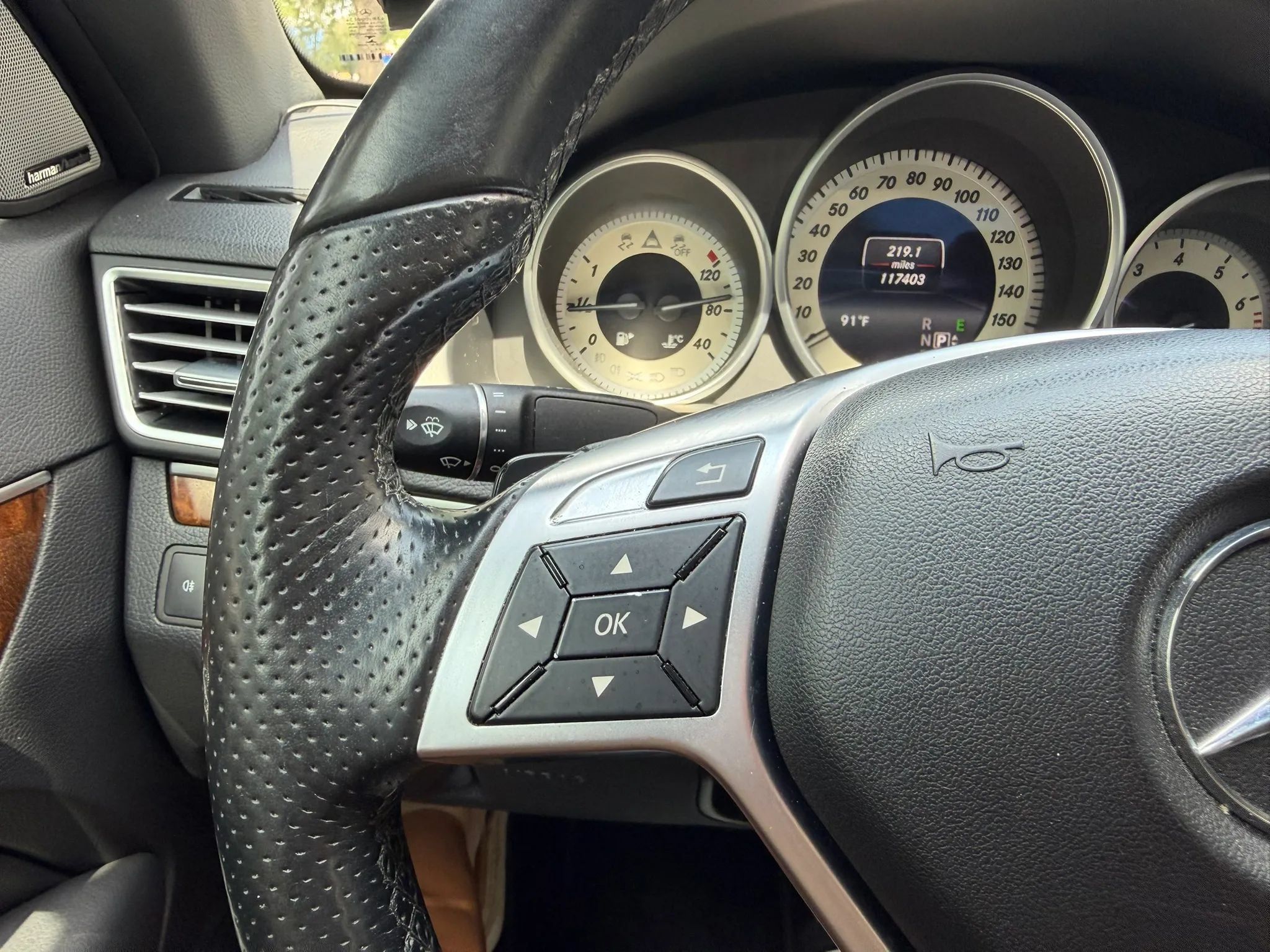 Used 2016 Mercedes-Benz E 400 Cabriolet image 26