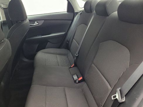 Used 2019 Kia Forte LXS image 18