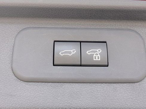 Used 2024 Toyota Grand Highlander AWD Hybrid image 13