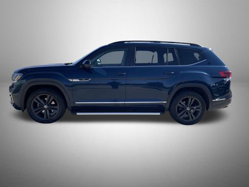 Used 2021 Volkswagen Atlas SE image 2