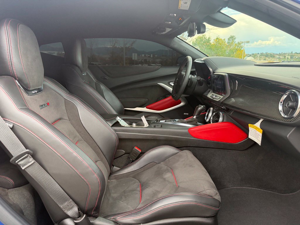 Used 2022 Chevrolet Camaro ZL1 RWD image 27