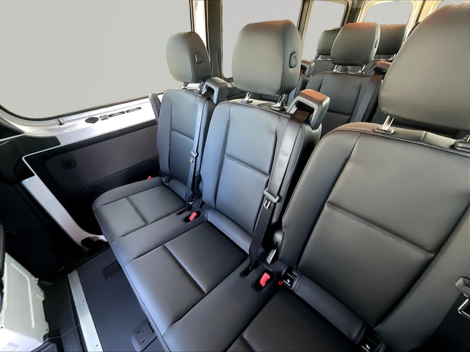 New 2026 Mercedes-Benz Sprinter 2500 image 17