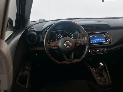 Used 2024 Nissan Kicks S FWD image 17