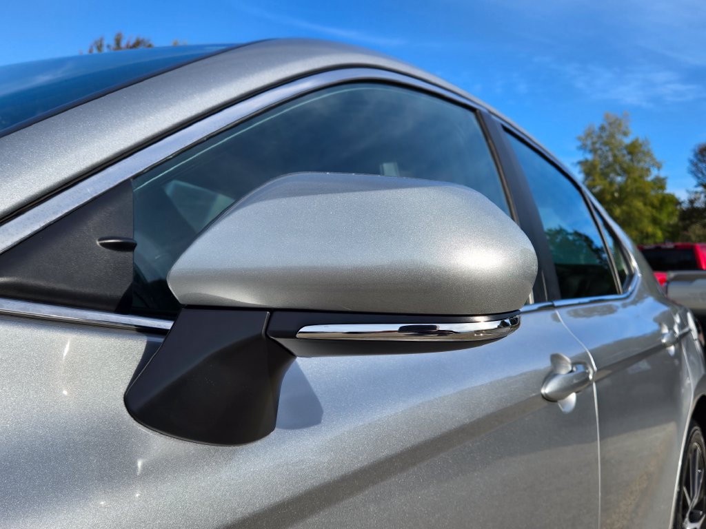 Used 2023 Toyota Camry SE FWD image 12